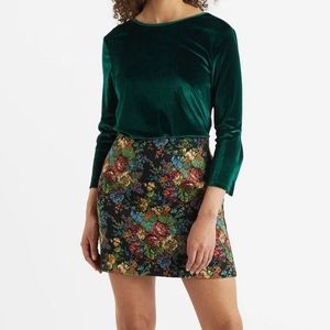 -Jacquard print floral skirt ( matching coat sold in separate listing)